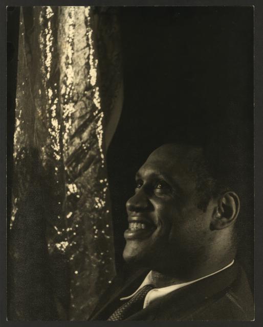 [Portrait of Paul Robeson]