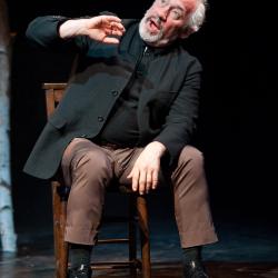 Simon Callow