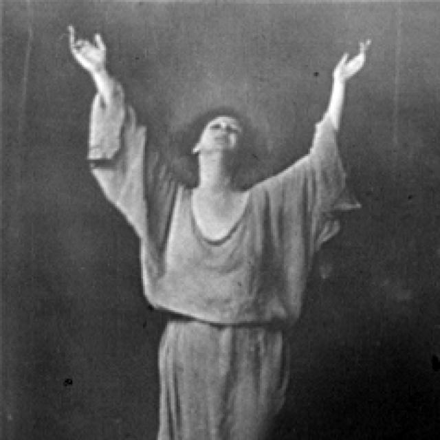 [Isadora Duncan]